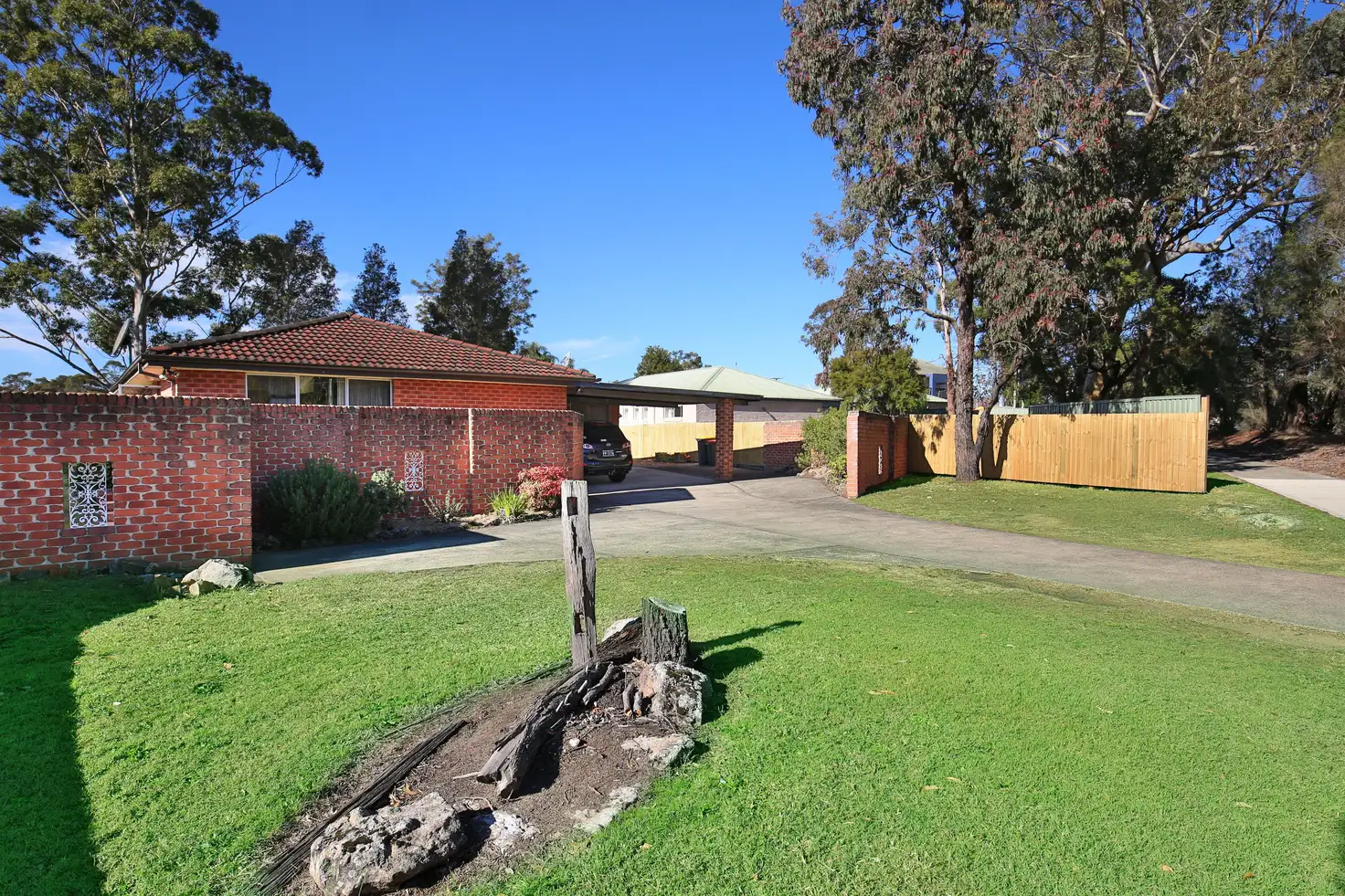 Main view of Homely block of units listing, 292 Princes Highway, Bomaderry NSW 2541