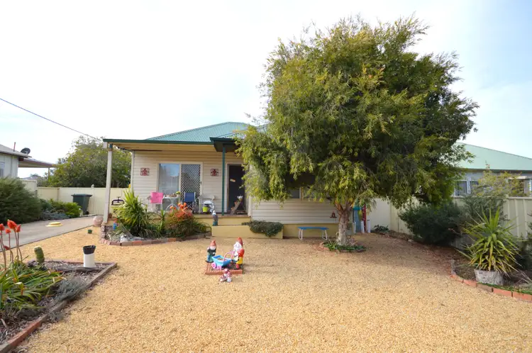 5 Thomas Street, Cowra NSW 2794