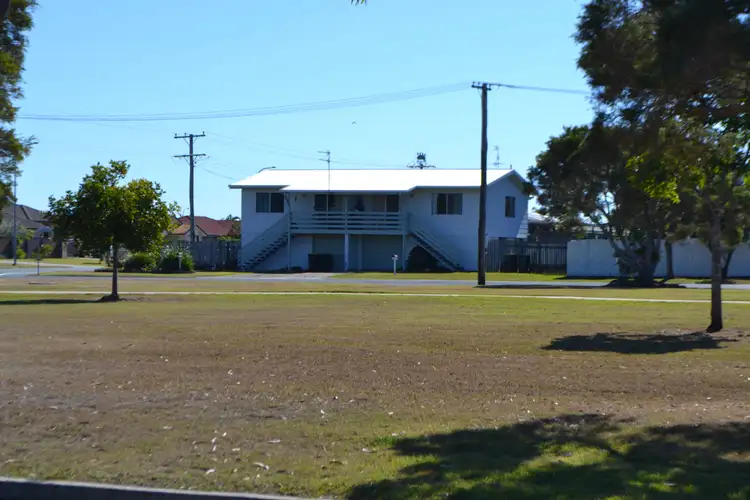 15A and 15B Murphy Street, Point Vernon QLD 4655