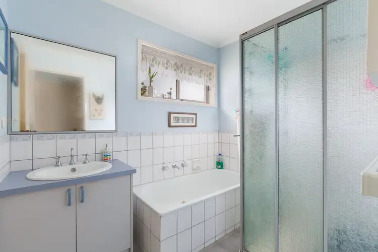 Sixth view of Homely house listing, 2/11 Delatite Road, Seymour VIC 3660