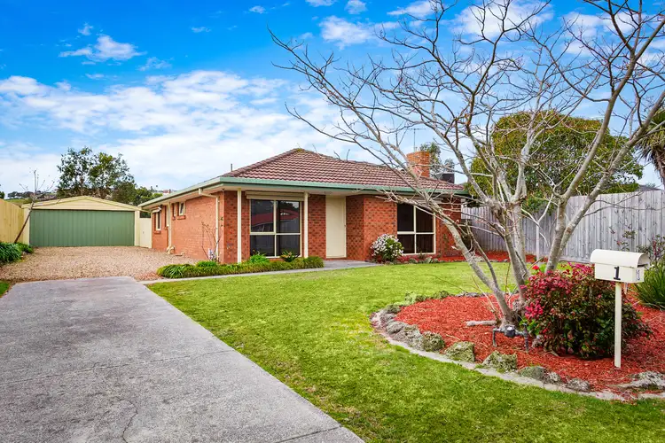 1 Anita Place, Pakenham VIC 3810