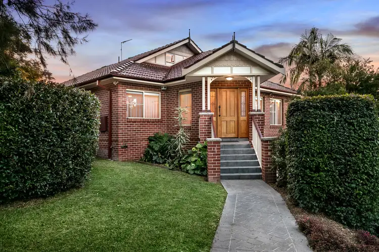 1 Kameruka Road, Northbridge NSW 2063