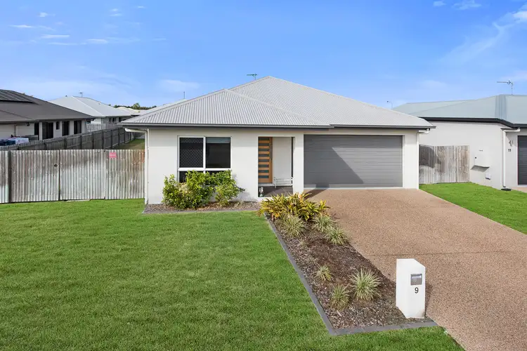 9 Sunburst Street, Mount Low QLD 4818