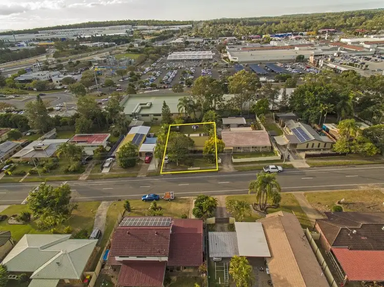 32 Estramina Road, Regents Park QLD 4118