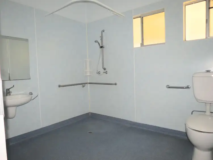 Fifth view of Homely house listing, 21 Mellish Crescent, Emerald QLD 4720