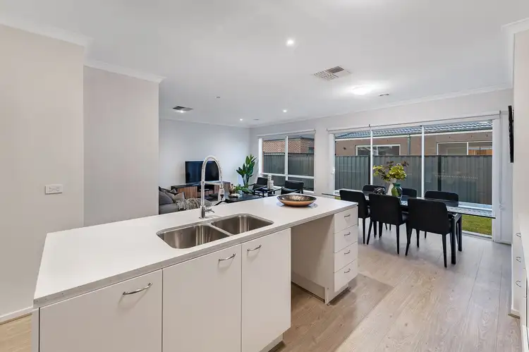 Sixth view of Homely house listing, 20 Tarrion Rise, Craigieburn VIC 3064