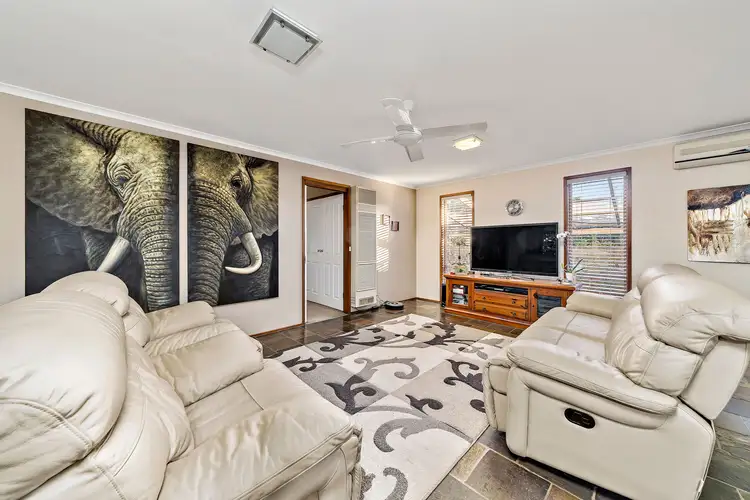 Sixth view of Homely house listing, 2 Kater Close, Macarthur ACT 2904