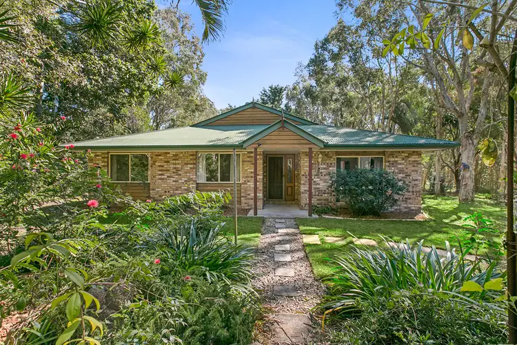 7 Coach Court, Cooroibah QLD 4565