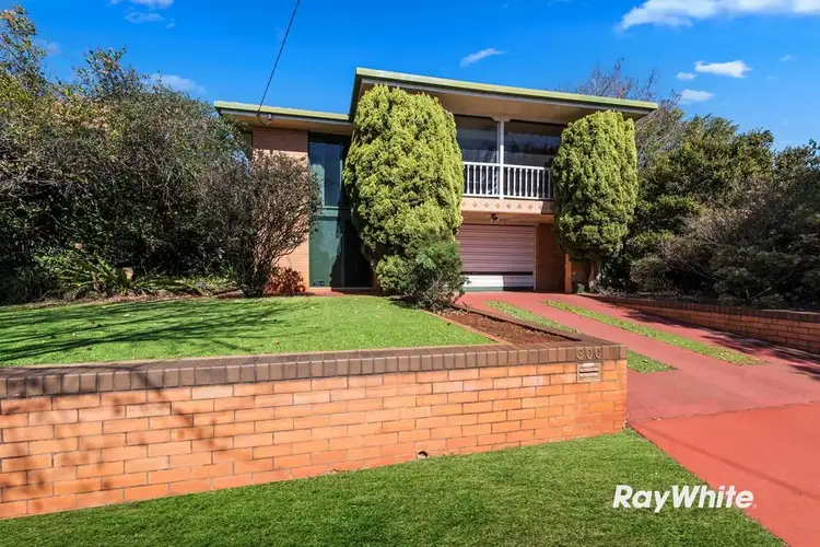 300 South Street, Harristown QLD 4350