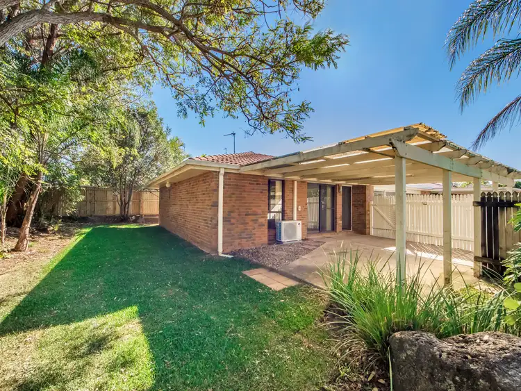 2/9 Robin Joy Close, Labrador QLD 4215