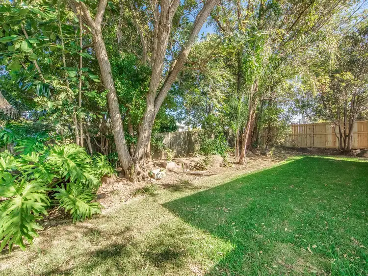 Seventh view of Homely house listing, 2/9 Robin Joy Close, Labrador QLD 4215