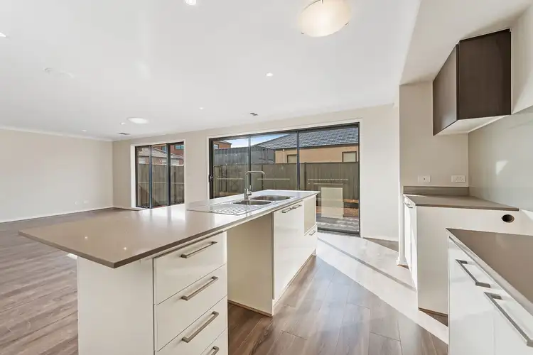 Seventh view of Homely townhouse listing, 6 Delta Drive, Craigieburn VIC 3064