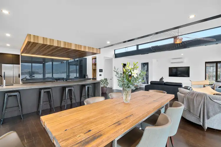 Sixth view of Homely house listing, 2 Lanrick Court, Lindisfarne TAS 7015