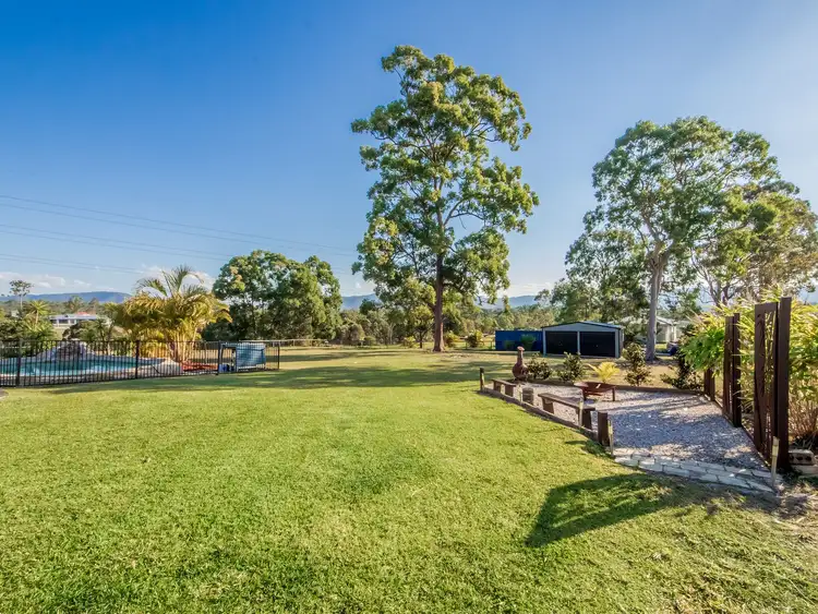 34 Ginger Rogers Road, Maudsland QLD 4210