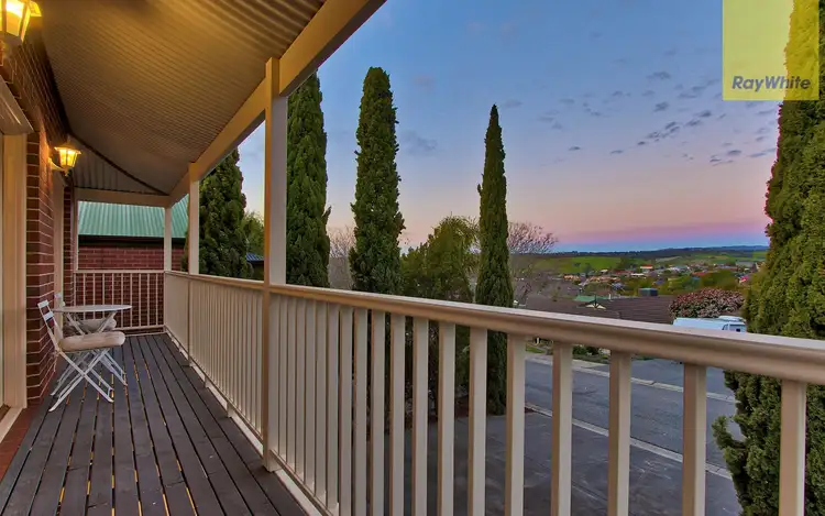 6 March Street, Greenwith SA 5125