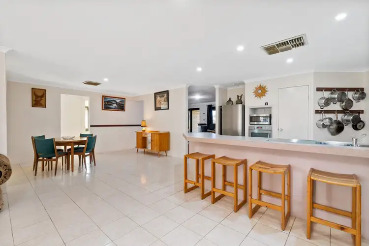 Seventh view of Homely house listing, 2 Kickett Court, Lockridge WA 6054