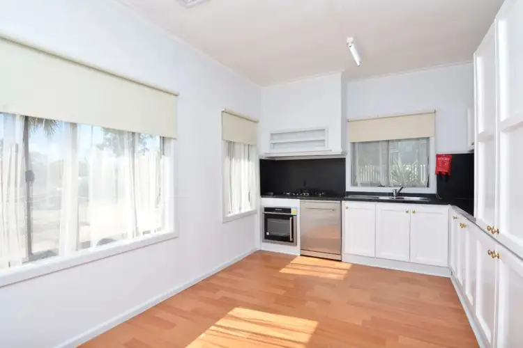 Second view of Homely house listing, 7 Westcliffs Crescent, Red Cliffs VIC 3496