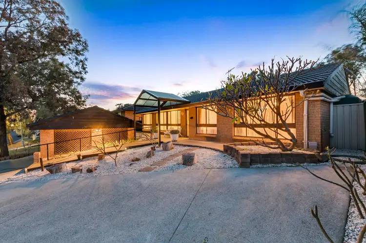 52 Semillion Crescent, Eschol Park NSW 2558