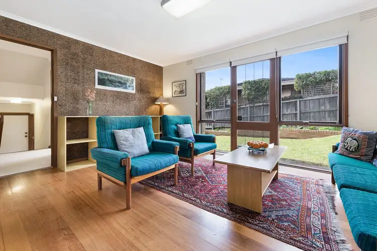 Fifth view of Homely house listing, 6 Castlereagh Court, Mount Waverley VIC 3149