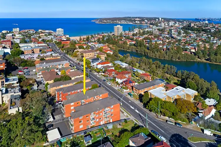 Second view of Homely unit listing, 3/113 Queenscliff Road, Queenscliff NSW 2096