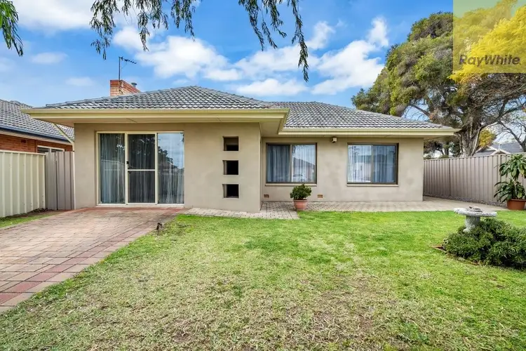 21 Kingborn Avenue, Seaton SA 5023