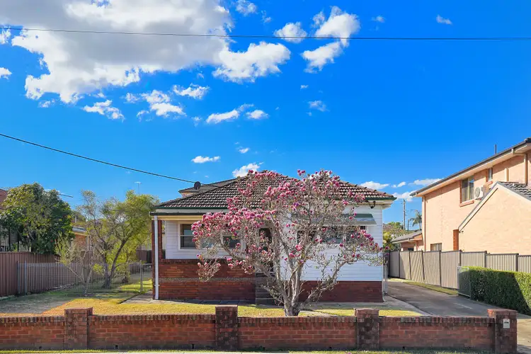 68 The Grove, Fairfield NSW 2165