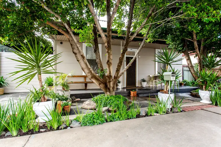 6 Aberdeen Street, Port Adelaide SA 5015