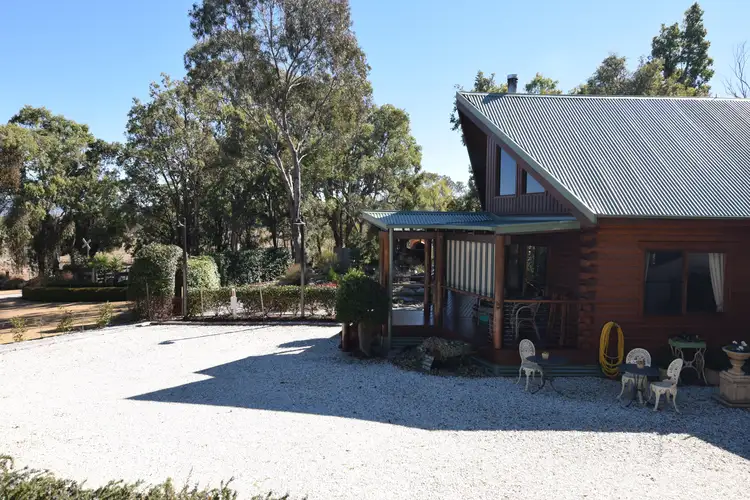 452 Sunnyside Loop Road, Tenterfield NSW 2372