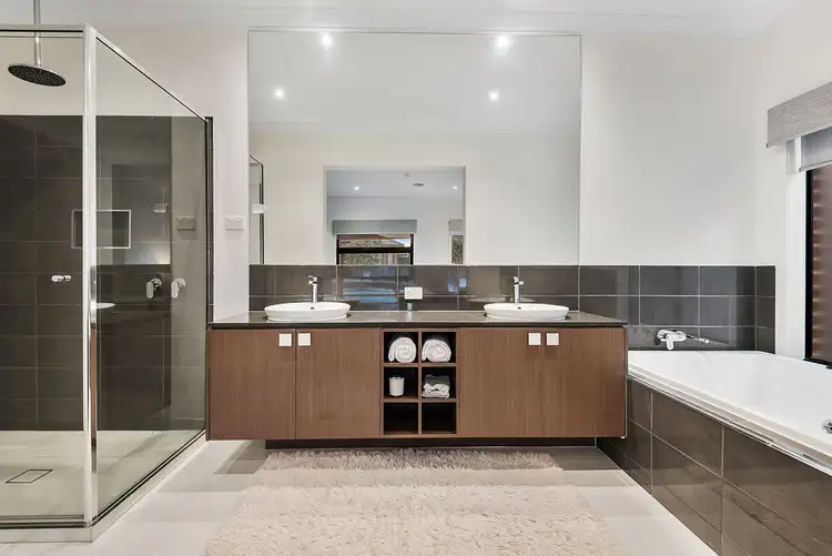 Fifth view of Homely house listing, 26 Mangrove Way, Craigieburn VIC 3064