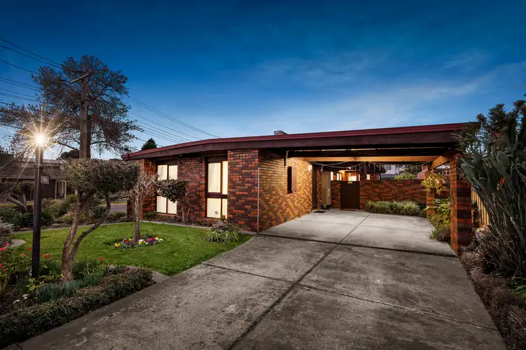 145 Mahoneys Road, Forest Hill VIC 3131