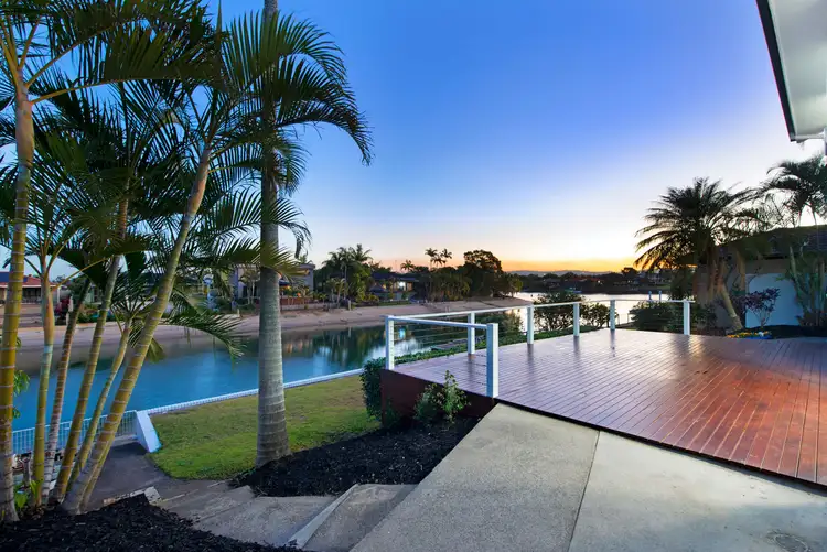 24 Bombala Street, Broadbeach Waters QLD 4218