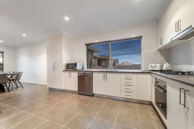 Seventh view of Homely townhouse listing, 5/62 Marathon Boulevard, Craigieburn VIC 3064