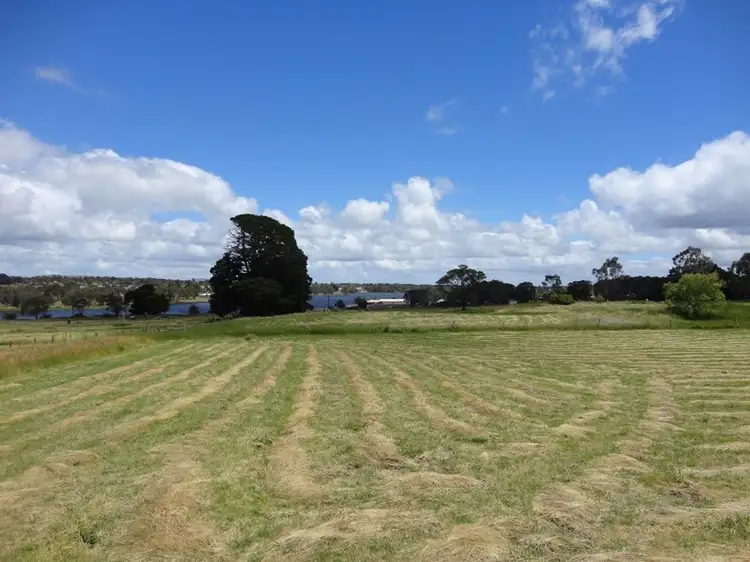 56 Hensley Park Road, Hamilton VIC 3300
