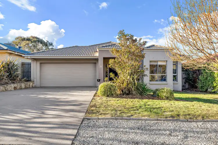 9 Erdos Street, Bruce ACT 2617