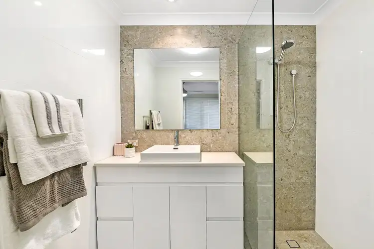 Seventh view of Homely villa listing, 6/100 Cotlew Street East, Southport QLD 4215