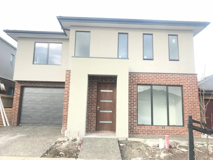 12 Troidini Entrance, Mickleham VIC 3064