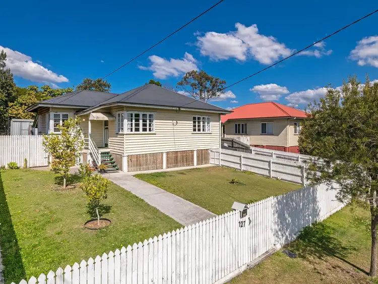 127 Beddoes Street, Holland Park QLD 4121
