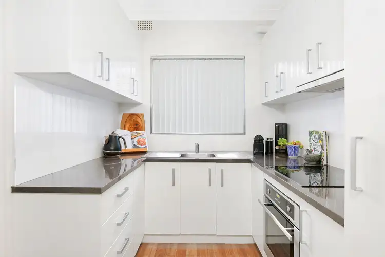 Third view of Homely unit listing, 2/8 Edward Street, Wollongong NSW 2500