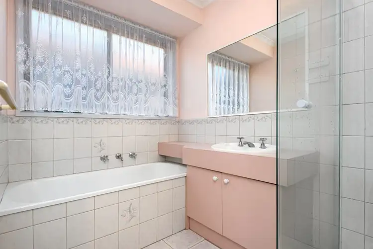 Sixth view of Homely house listing, 6 Hilda Mews, Aspendale Gardens VIC 3195