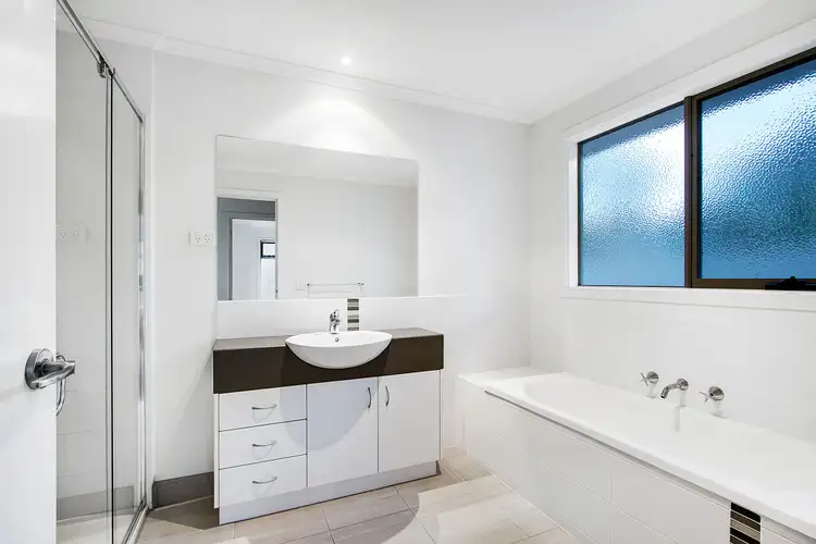 Sixth view of Homely townhouse listing, 4/38-40 Kenilworth Avenue, Frankston VIC 3199