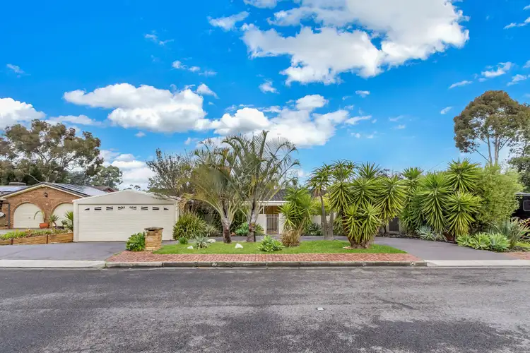11 Birman Crescent, Flagstaff Hill SA 5159