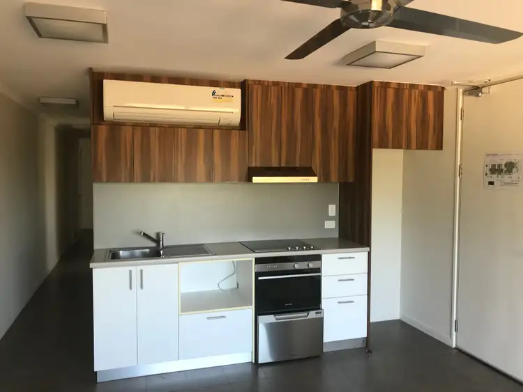 Second view of Homely house listing, 7/9 First Avenue, Onslow WA 6710