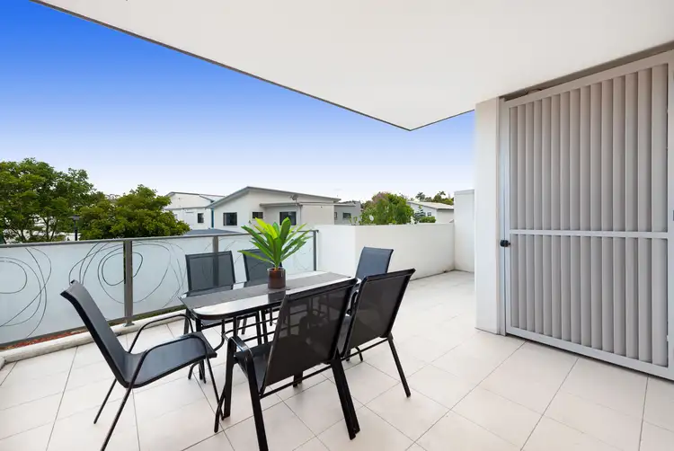 3103/16 Surbiton Court, Carindale QLD 4152