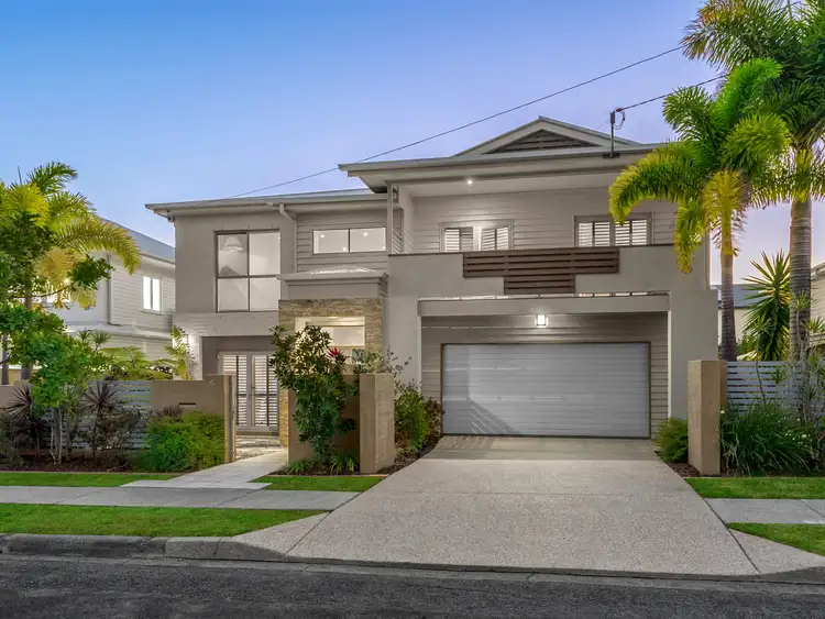 54 Birkalla Street, Bulimba QLD 4171