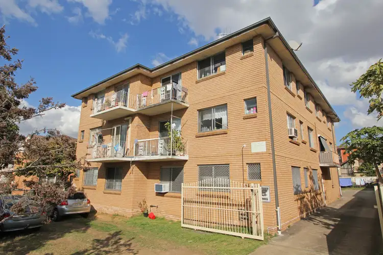 2/84 Mcburney Road, Cabramatta NSW 2166