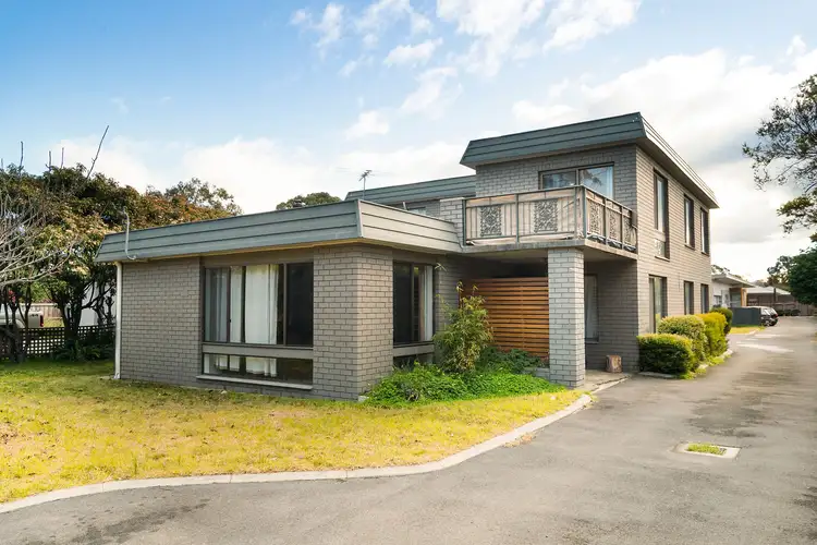1 & 2/48 Surf Road, Seven Mile Beach TAS 7170