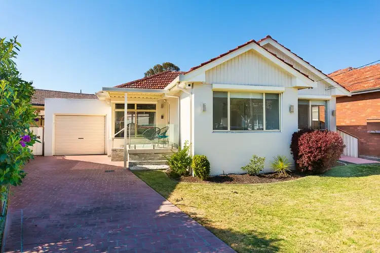 3 Ross Avenue, Kingsgrove NSW 2208