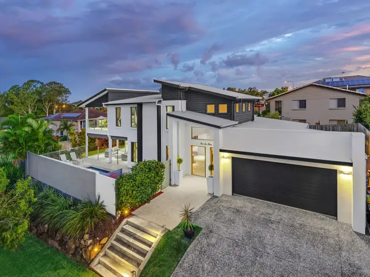 2 Leo Place, Bridgeman Downs QLD 4035