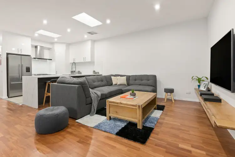 Third view of Homely unit listing, 2/7 Frome Avenue, Frankston VIC 3199