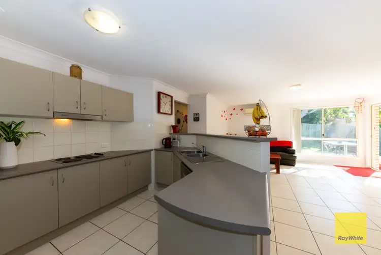 8 Luke Court, Cashmere QLD 4500